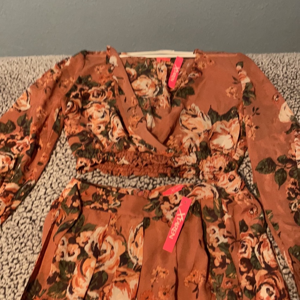 Matching set - Picture 3 of 6